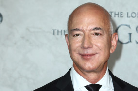 Jeff Bezos reportedly a candidate to buy Boston Celtics